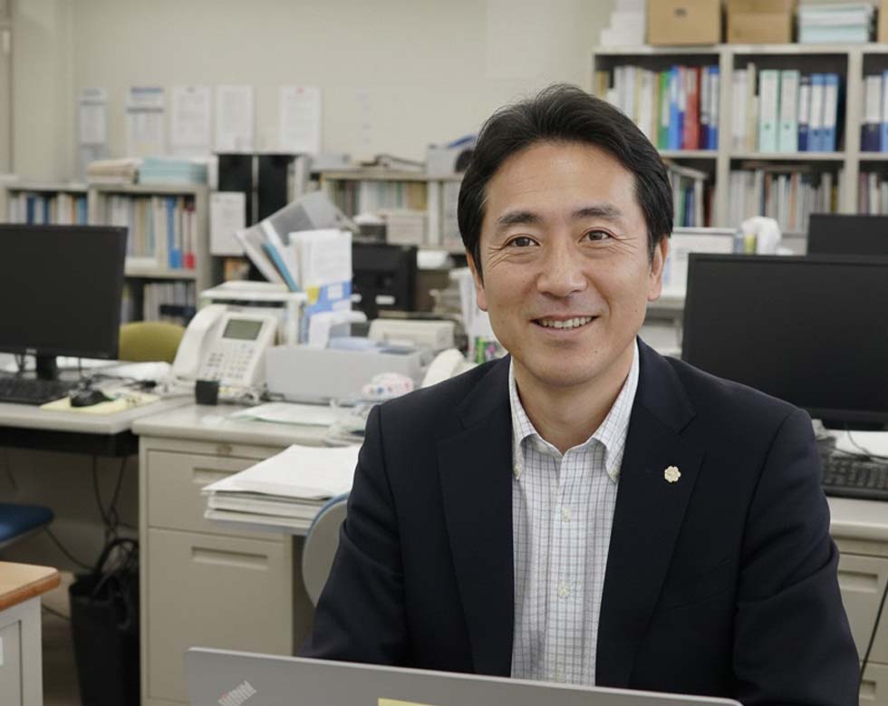 三谷直人教諭